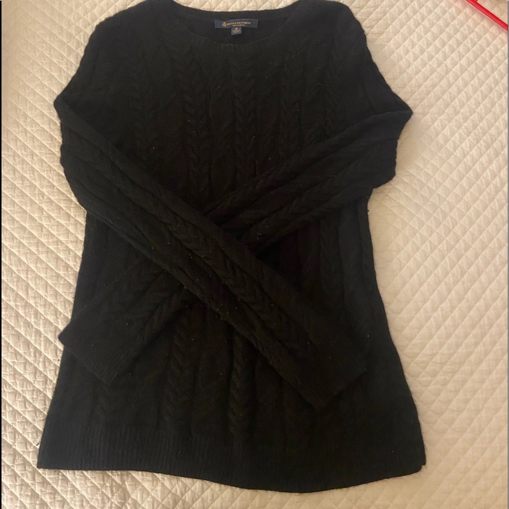 100% cashmere black cable crewneck sweater, zero wear/tear marks